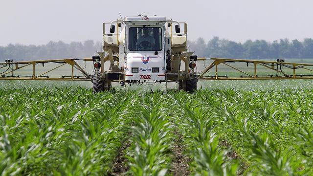 Le glyphosate est notamment présent dans le Roundup de Monsanto. [Seth Perlman]