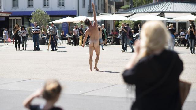 Sur la Place centrale de Bienne, ce vendredi 21 août 2015. [STEFAN MEYER]