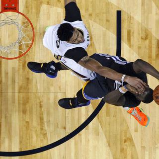 La rencontre entre les New Orleans Pelicans et les Golden State Warriors, a été filmée en réalité virtuelle. [AP/Keystone - Gerald Herbert]