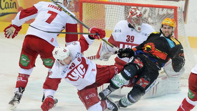 Dur au mal, le LHC a fait trébucher les Ours de Berne. [Daniel Teuscher]