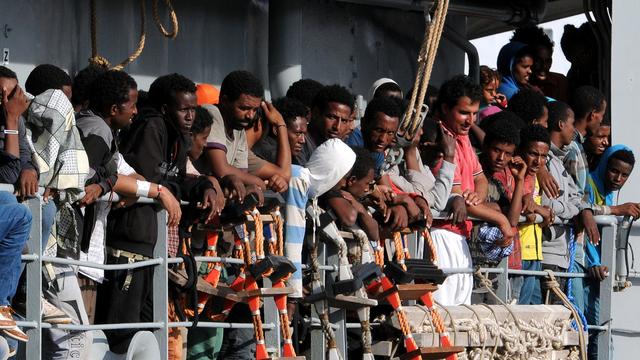 Les gardes-côtes italiens ont multiplié les opérations de sauvetage en mer durant le week-end. [AP Photo/Keystone - Alessandro Fucarini]