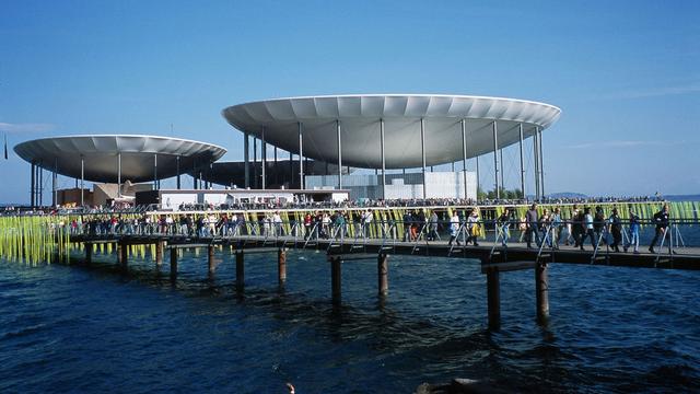 Expo.02, l'Arteplage de Neuchâtel "Les Galets". [Keystone - Gaetan Bally]