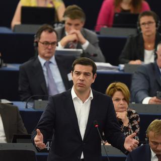 Alexis Tsipras s'est présenté devant les députés européens réunis à Strasbourg pour exhorter ses partenaires à faire des concessions. [EPA/Keystone - Patrick Seeger]