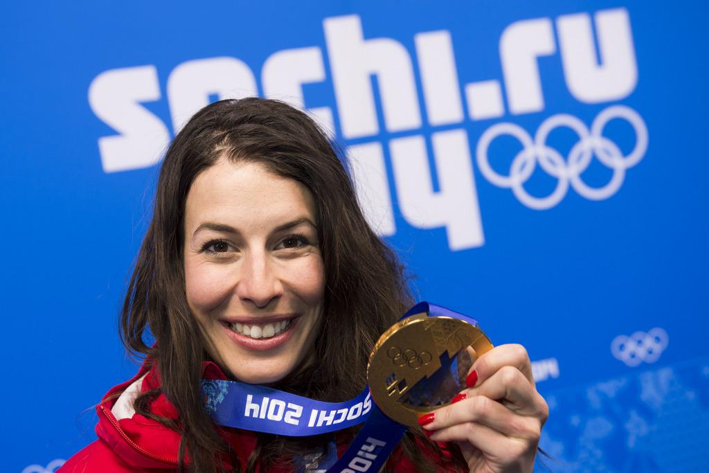 Au cours d'une carrière remplie de succès, Dominique Gisin aura réussi à décrocher l'or olympique en descente. [KEYSTONE - Jean-Christophe Bott]