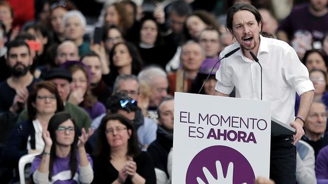 le mouvement de gauche Podemos espère bien s'inscrire dans le sillage du parti grec anti-austérité Syriza. [EPA/Keystone - Carlos Cardenas]