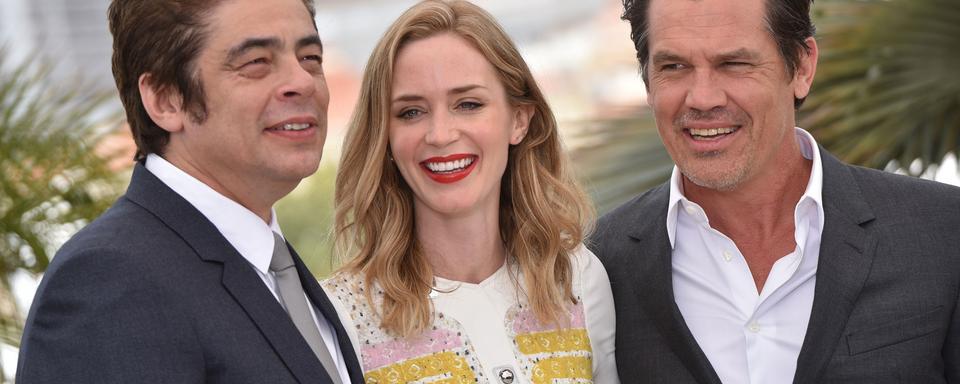 Benicio del Toro, Emily Blunt et Josh Brolin lors de la présentation du film "Sicario" à Cannes, 19.05.2015. [Picture-Alliance/AFP - AAPimages/Panckow]