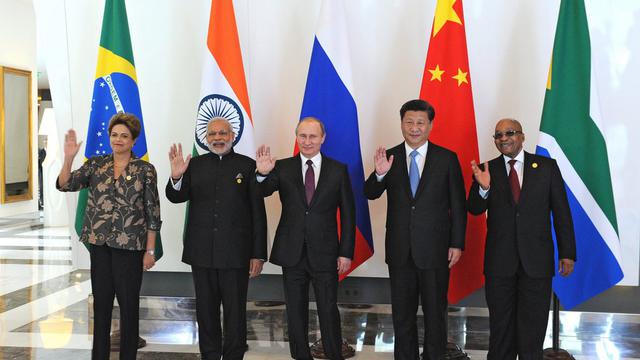 Les représentants des BRICS. [EPA/RIA NOVOSTI/KREMLIN POOl MANDATORY - Mikhail Klimentyev]