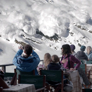 La famille suédoise de "Snow Therapy", au moment de l'avalanche qui va tout bouleverser. [EPA/Keystone]