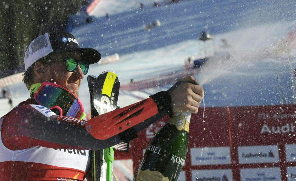 Cinquième médaille d'or pour Ligety, ça vaut bien quelques bulles... [Hans Klaus Techt]