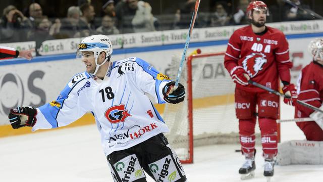 Fribourg-Gottéron a arraché une victoire importante dans sa lutte face au HC Bienne. [KEystone - Laurent Gillieron]