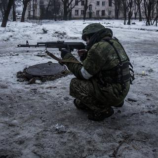 Des rebelles pro-russes lanceraient une offensive dans l'est de l'Ukraine. [key - AP Photo/Manu Brabo]