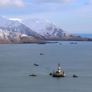 Washington estime que 20% des réserves mondiales de pétrole et de gaz non répertoriées se trouvent dans l'Arctique. [AP/Keystone - James Brooks/Kodiak Daily Mirror]