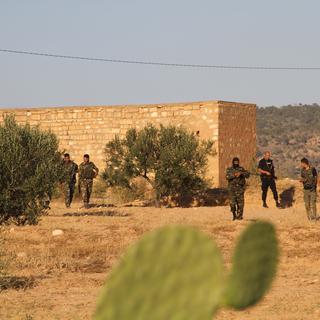 Opération des forces de sécurité tunisiennes dans la région de Kasserine, 04.07.2015. [Anadolu Agency/AFP - Hatem Salhi]