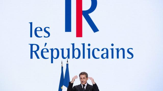 Nicolas Sarkozy lors du congrès fondateur du nouveau parti "Les Républicains". [key - EPA/Yoan Valat]