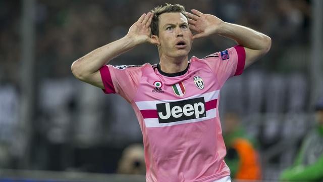 D'une magnifique reprise de volée après une passe piquée de Pogba, Stephan Lichtsteiner a permis à la Juve d'égaliser. [EQ Images - Lukasz Skwiot]