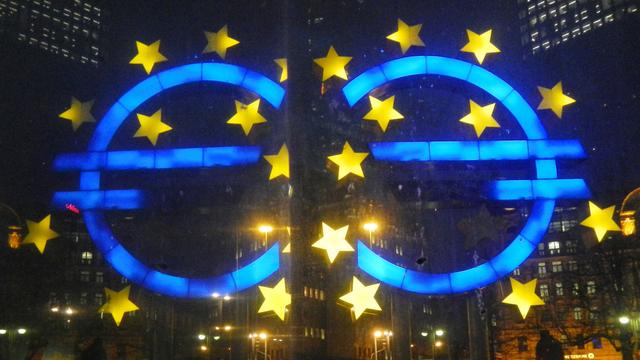 La Banque centrale européenne a annoncé la fin d'un régime de faveur accordé aux banques grecques. [AP Photo/Michael Probst]