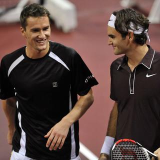 Chiudinelli retrouve son pote Federer sur le court de Palexpo. [Georgios Kefalas]