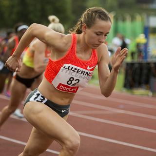 14 juillet, Lucerne: Selina Büchel tient la vedette au meeting international en remportant le 800 m. Elle reste sur 11 victoires sur ses 12 dernières courses! En 1'59"21, c'est la deuxième fois de sa carrière qu'elle passe sous la barre des 2 minutes.