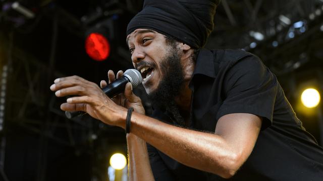 Le chanteur reggae français Yaniss Odua à Paléo. [Jean-Christophe Bott.]