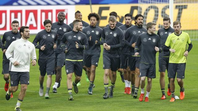 La "Mannschaft" a vécu une matinée plutôt agitée. [EPA/Etienne Laurent]