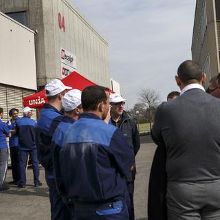 Des employés de Mecalp Technology en grève mardi à Meyrin (GE) [Keystone - Salvatore Di Nolfi]