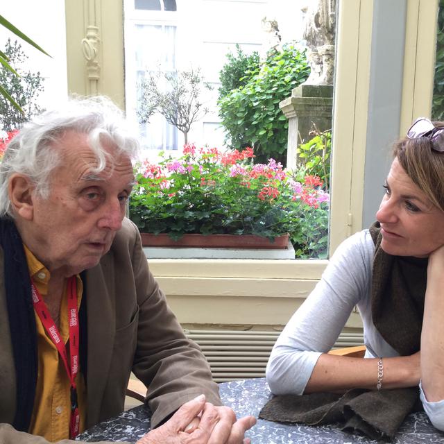 L'écrivain et journaliste Gilles Lapouge avec Martine Galland. [RTS]