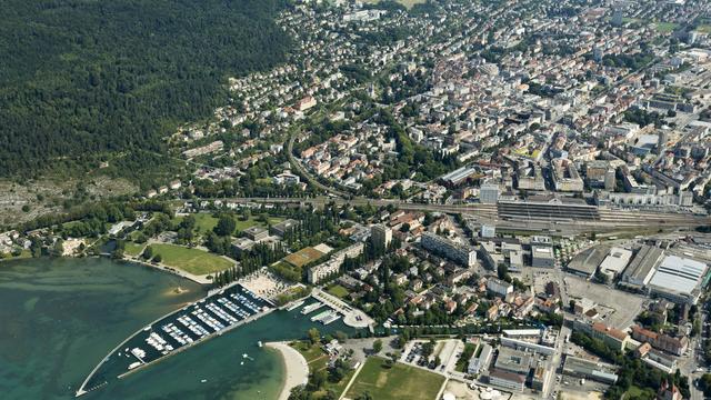 La Ville de Bienne souffre d'une baisse de ses rentrées fiscales. [Alessandro Della Bella]