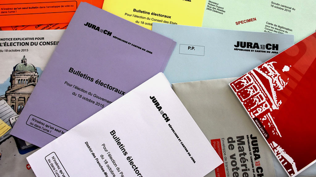 Pour la première fois, les élections fédérales et cantonales se dérouleront le même jour dans le Jura, le 18 octobre prochain. [RTS - Gaël Klein]