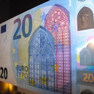 Le nouveau billet de 20 euros présenté à Francfort. [Abdulselam Durdak]