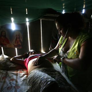 Le nombre de grossesses s’est multiplié chez les adolescentes en Equateur. [Reuters - Guillermo Granja]