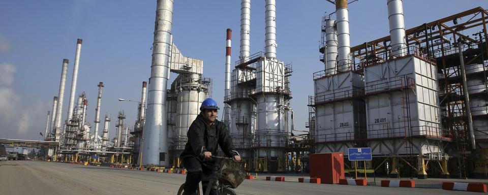 L'industrie iranienne va repartir avec la levée des sanctions. [AP Photo/Keystone - Vahid Salemi]