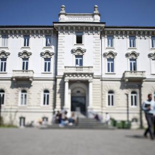 Le bâtiment central de l'Université de la Suisse italienne à Lugano. [Keystone - Gaëtan Bally]