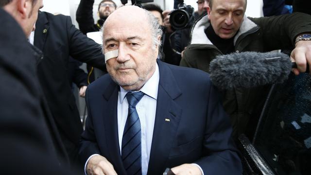 Cette suspension "allégée" ne satisfait pas Sepp Blatter, qui va saisir le TAS. [Arnd Wiegmann]