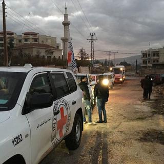 Un convoi d'aide à destination de la ville de Madaya le 11 janvier dernier. [ICRC via AP]
