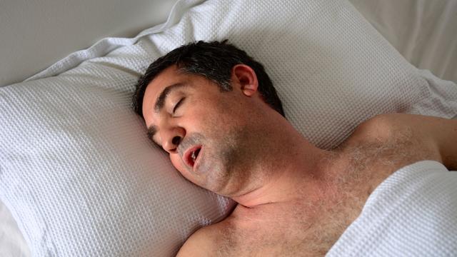 De nombreuses personnes souffrent d'apnées du sommeil sans le savoir.
Rafael Ben-Ari
Fotolia [Rafael Ben-Ari]