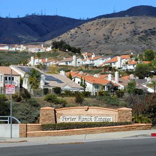 Une puits d'extraction de méthane fuit à Porter Ranch, une banlieue de Los Angeles, en Californie. [AP/Keystone - Michael Owen Baker]