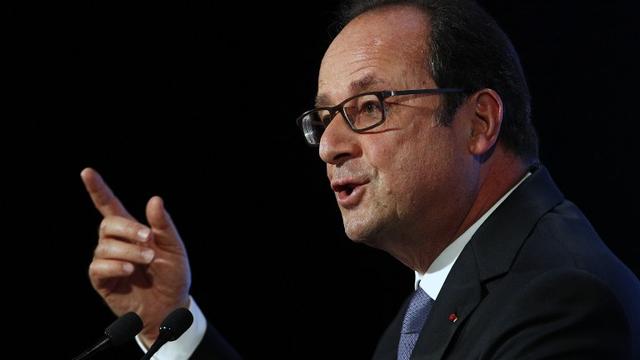 Le président français François Hollande lors de son discours sur la démocratie et le terrorisme, le 8 septembre 2016 à Paris. [AFP - Christophe Ena]