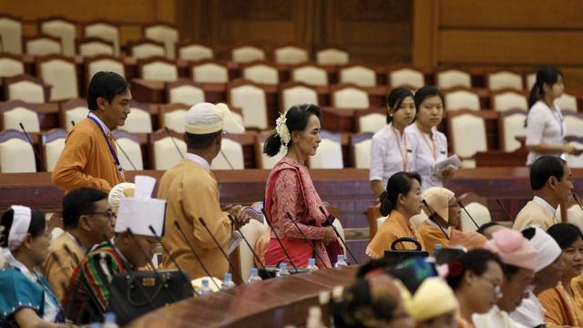 Le parti d'Aung San Suu Kyi a pris lundi les rênes du pouvoir.