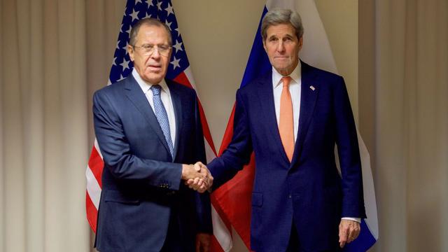 Le Russe Sergueï Lavrov a rencontré l'Américain John Kerry jeudi 21.01.2016 à Zurich. [Us Deparment of State/EPA/Keystone]