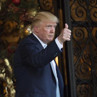 Le président américain élu Donald Trump à Palm Beach, en Floride, le 28 décembre 2016. [AFP - Don Emmert]