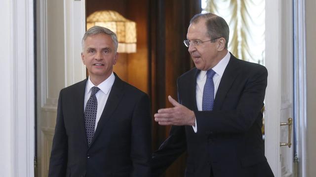 Didier Burkhalter et Sergueï Lavrov à Moscou le 11 avril 2016. [Keystone - Sergei Chirikov]