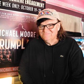 Le cinéaste engagé Michael Moore à la présentation de son nouveau documentaire "Michael Moore in Trumpland". [Johannes Schmitt-Tegge]