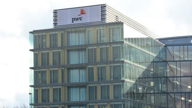 Le lanceur d'alerte Antoine Deltour est accusé d'avoir organisé la fuite de documents fiscaux du cabinet d'audit PricewaterhouseCoopers (PwC) à Luxembourg. [AFP - Emmanuel Dunand]