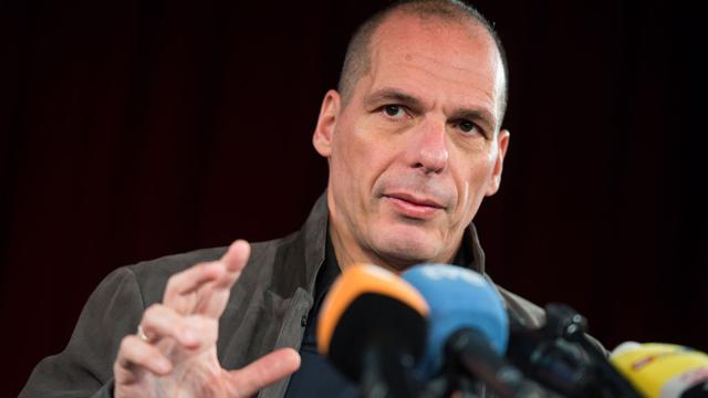 Yanis Varoufakis à Berlin, mardi 9 février. [AFP - Bernd Von Jutrczenka - dpa]