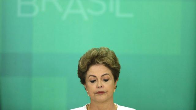 Dilma Rousseff est en vacance(s) pour six mois en tout cas. [AP/Keystone - Eraldo Peres]