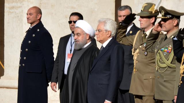 Hassan Rohani a été reçu par le président italien Sergio Mattarella avec les honneurs militaires. [Baris Seckin / Anadolu Agency]