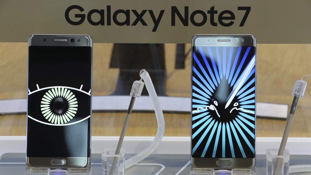 Samsung a annoncé l'arrêt total de la production du Galaxy Note 7. [key - AP Photo/Lee Jin-man]
