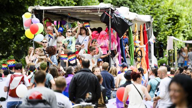 Le thème de la Pride de Fribourg était "Vive la diversité". [KEYSTONE - Manuel Lopez]