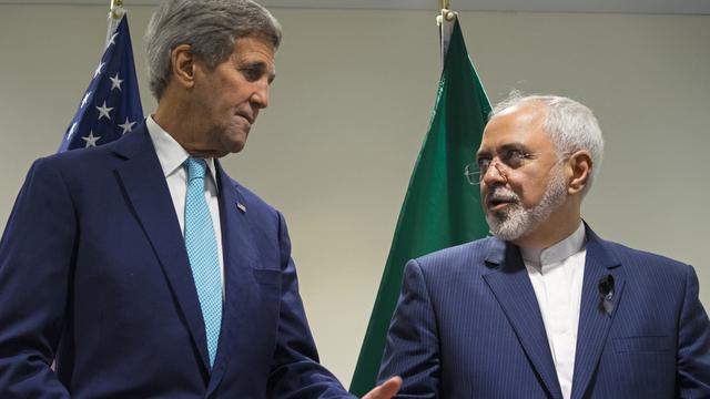 John Kerry et Javad Zarif doivent finaliser à Vienne la mise en oeuvre de l'accord sur le nucléaire iranien. [AP Photo/Craig Ruttle]