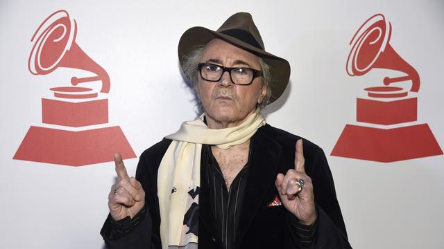 Gato Barbieri lors de la cérémonie des Grammy Awards qui l'a récompensé pour l'ensemble de son oeuvre, le 18 novembre 2015. [Chris Pizzello/Invision/AP]